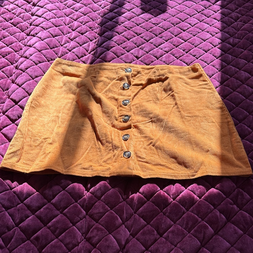 Stylish Button-Front Skirt in Mustard